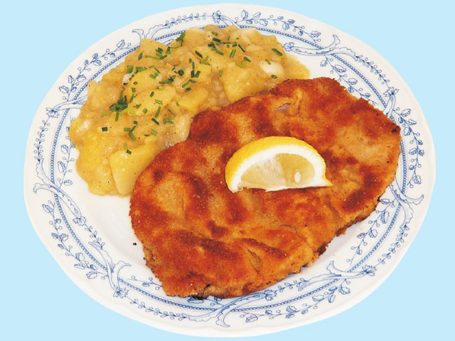 Jumbo Wiener Schnitzel Vom Schwein Mit Kartoffelsalat